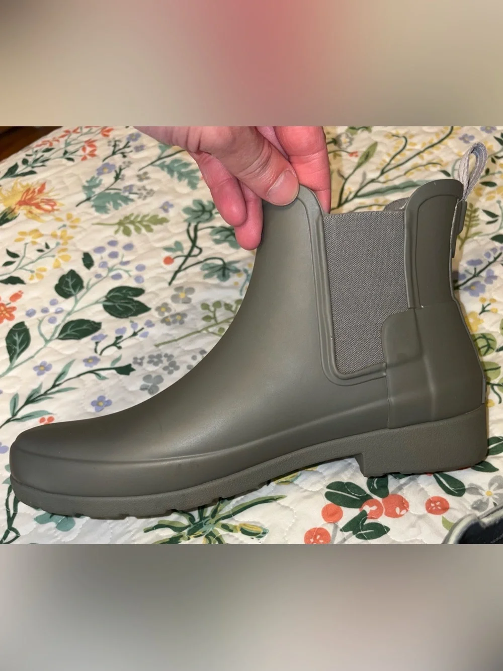 Hunter dark sage green rubber slip-on ankle rain boots Size 10 round toe